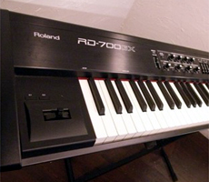 電子ピアノ ローランド
